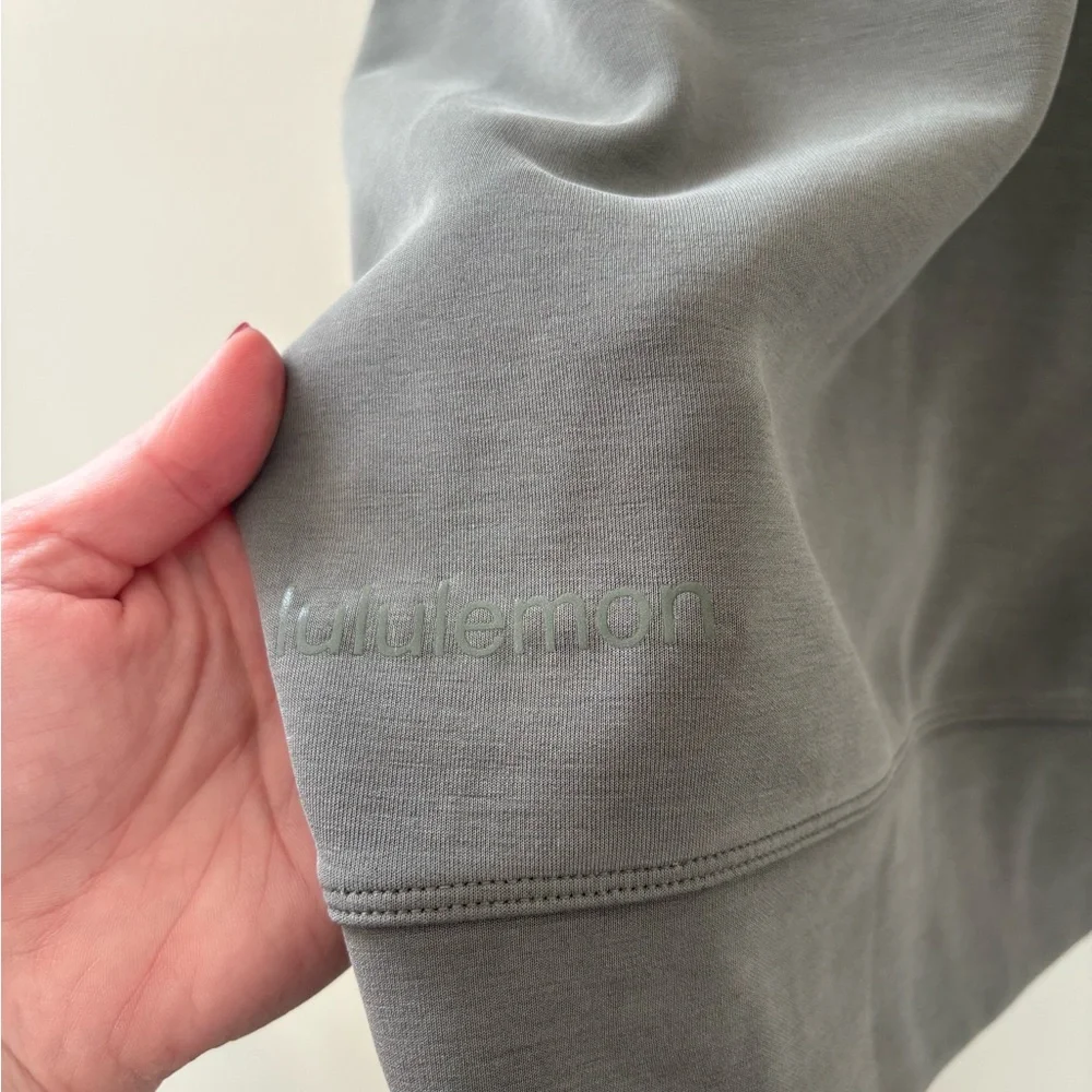 Lululemon Grey Sage Perfectly Oversized Cropped Softstreme - Picture 4 of 4